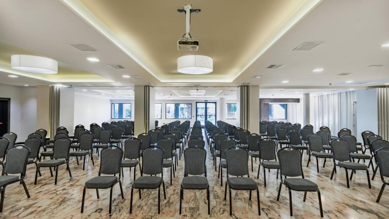 Hotel Parque Real Ciudad Real Zewnętrze zdjęcie